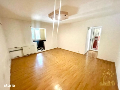 Apartament cu 3 camere de vanzare in zona Dacia - Oradea