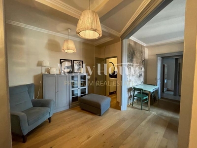 Apartament exclusivist cu 2 camere, imobil superb, renovat, mobilat lux