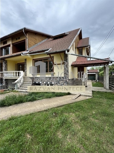 Casa S+P+1E, 11 camere, garaj, teren 1915 mp, stradal Paulestii Noi, langa Ploiesti