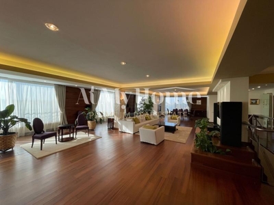 Duplex-Penthouse Spectaculos cu 5 camere, Vedere PARC, Mobilat LUX, 2 parcari