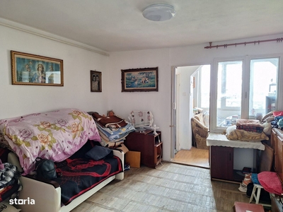 Apartament 3 camere, foarte spatios