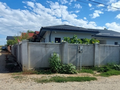 Proprietar vând casă în sat Cârcea, cartier Pelendava