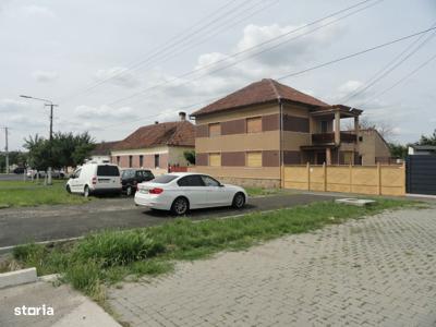 Casa S+P+E pe str. principala in Sanicolau Mic teren 1700 mp FS 20 ml