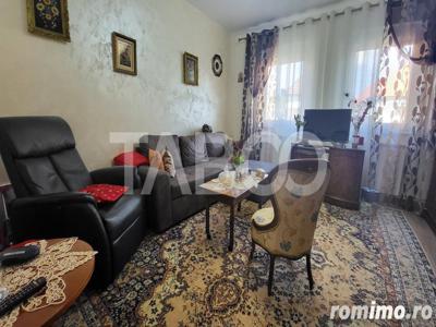 Casa cu 2 camere curte pivnita si pod mansardabil in Piata Cluj