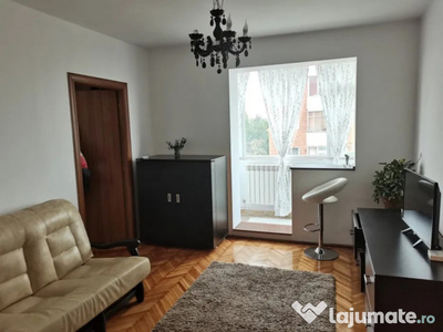 Apartament 2 camere, Podu Roș