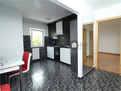 Apartament 4 camere decomandate, garaj, Zorilor, zona Tatra de inchiriat