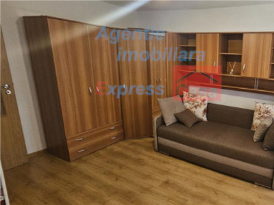 Apartament cu o camera in Podu Ros , langa statie , foarte f