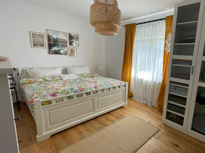 Casa, 5 camere , 200 mp, Galata, de vanzare, str Aleea Strugurilor, Cod 155396