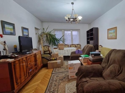 Centru apartament 120 mp, 4 camere, decomandat, de inchiriat, Manastirea Golia, Cod 152204