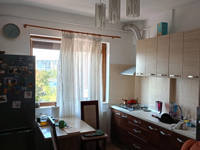 Tatarasi apartament 90 mp, 3 camere, decomandat, de inchiriat, Scoala Generala nr.4 Ionel Teodoreanu, Cod 154524