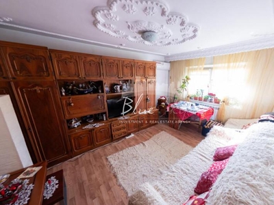 Zona CET, apartament cu 3 camere