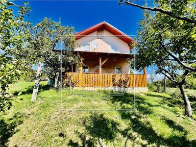 Casa de vanzare in Sibiu - cabana - Apoldu de Sus - cu teren 1134 mp