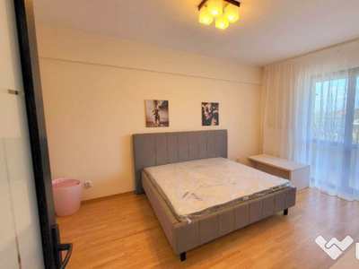 Apartament 1 camera D, in Podul de Fier