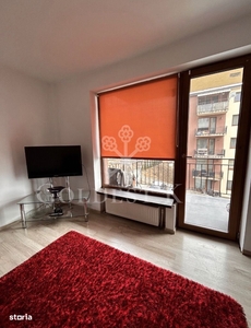 Apartament cu 2 camere și balcon. Parcare. Bloc 2015.