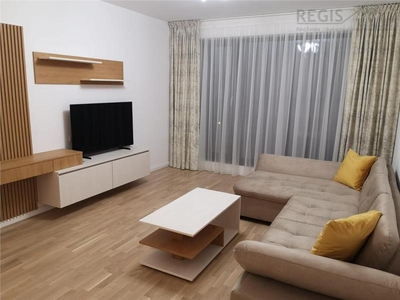 Apartament deosebit de doua camere , zona Aula Universitatii Transilvania