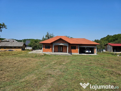 Casa noua + 20 ari de teren Buciumi, Maramures