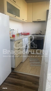 Apartament 5 camere decomandat-Zona Turnisor