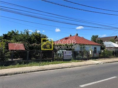 Teren cu casa batraneasca, strada Bucegi, Bacau