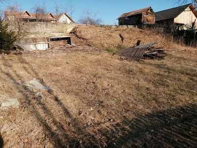 Vand 1120 mp teren intravilan in comuna Calvini, sat Bascenii de Sus, judetul Buzau