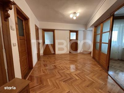 Apartament cu 3 camere, Ultracentral, Satu Mare