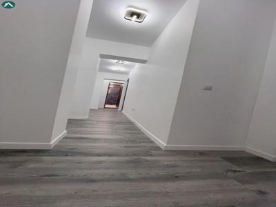 Vand apartament 3 camere Avram Iancu