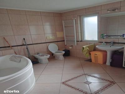 Apartament de 2 camere, 63 mp., zona Stejarului