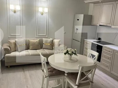 Apartament 2 camere, finisaje de lux, zona Intre Lacuri