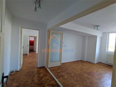 Apartament 3 camere Chibrit