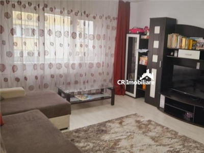 APARTAMENT 3 CAMERE DE VANZARE