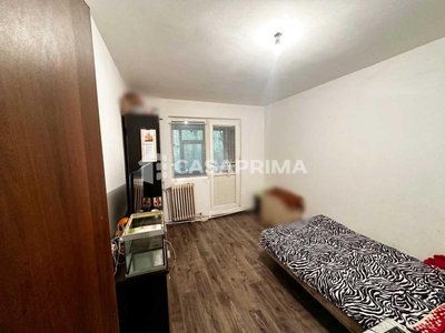 Apartament cu 2 camere, decomandat, Alexandru cel Bun