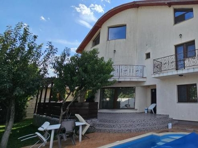 Glina vila noua 6 camere cu piscina - 385000