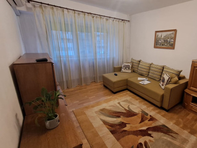 Pacurari apartament mp , 3 camere, , de inchiriat, Alpha BankDin 2008 sustinem Comunitatea Agentiilor Imobiliare din Iasi