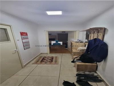 Vanzare Apartament 3 Camere Semidecomandat Rezonantei