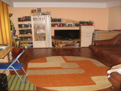 Apartament 2 cam cf 1 decomandat et 1 B-dul Bucuresti