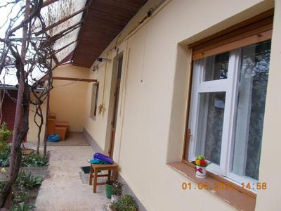 Casa 2 camere dec, curte comuna, Timisoara, zona Sinaia