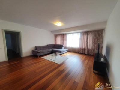 Inchiriere apartament 4 camere, Kiseleff