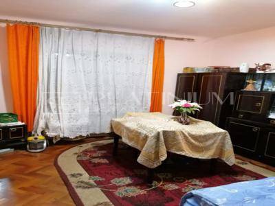 Apartament cu 2 camere, in Piata Unirii