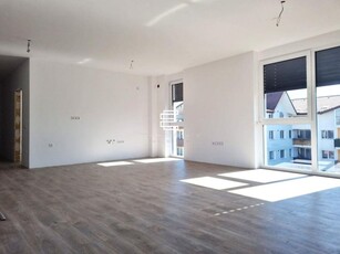 Apartament 62 mp/etaj 1/ panouri fotovoltaice/pompe caldura-Sibiu