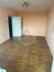 Apartament spatios 2 camere cu centrala Sagului etajul 8