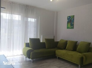 Inchiriez apartament cu 3 camere, bloc nou, centru!