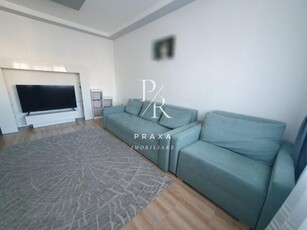 Apartament 2 camere, 47 mp, 30 mp gradina, 2 parcari, modern, zona centrala!