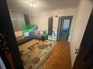 Apartament cu 3 camere de vanzare