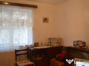 Busteni -apartament cu 2 camere ,parter