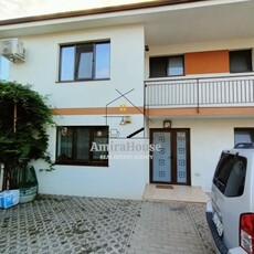 Casa tip duplex de vanzare, 120 mp utili, teren 383 mp, finisata, Borhanci