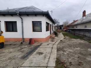 De vanzare casa, 3 camere, 84 mp, Roznov, Vinca , Cod 156672