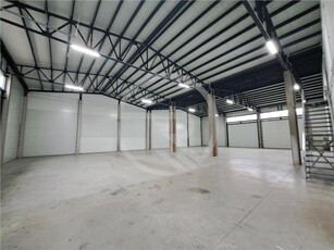 Hala/Spatiu comercial, 1200 mp utili + 2600 mp teren, situat in Baciu!