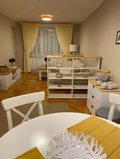 Proprietar inchiriez apartament Piata Sf. Gheorghe