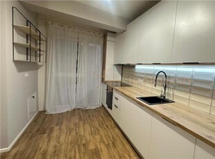 Apartament 2 camere de inchiriat, zona SRI