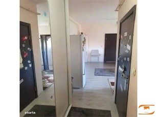 Apartament 3 cam, zona Aradului, mansarda.