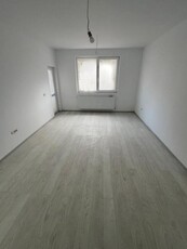 Apartament 3 camere decomandat - zona Sanpetru ID: 16803